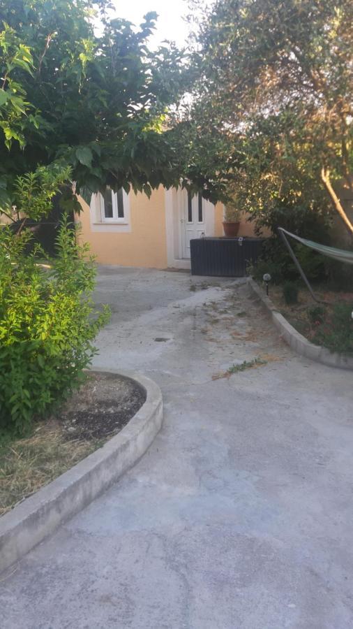 Ogooué Studio Carpentras Exterior foto